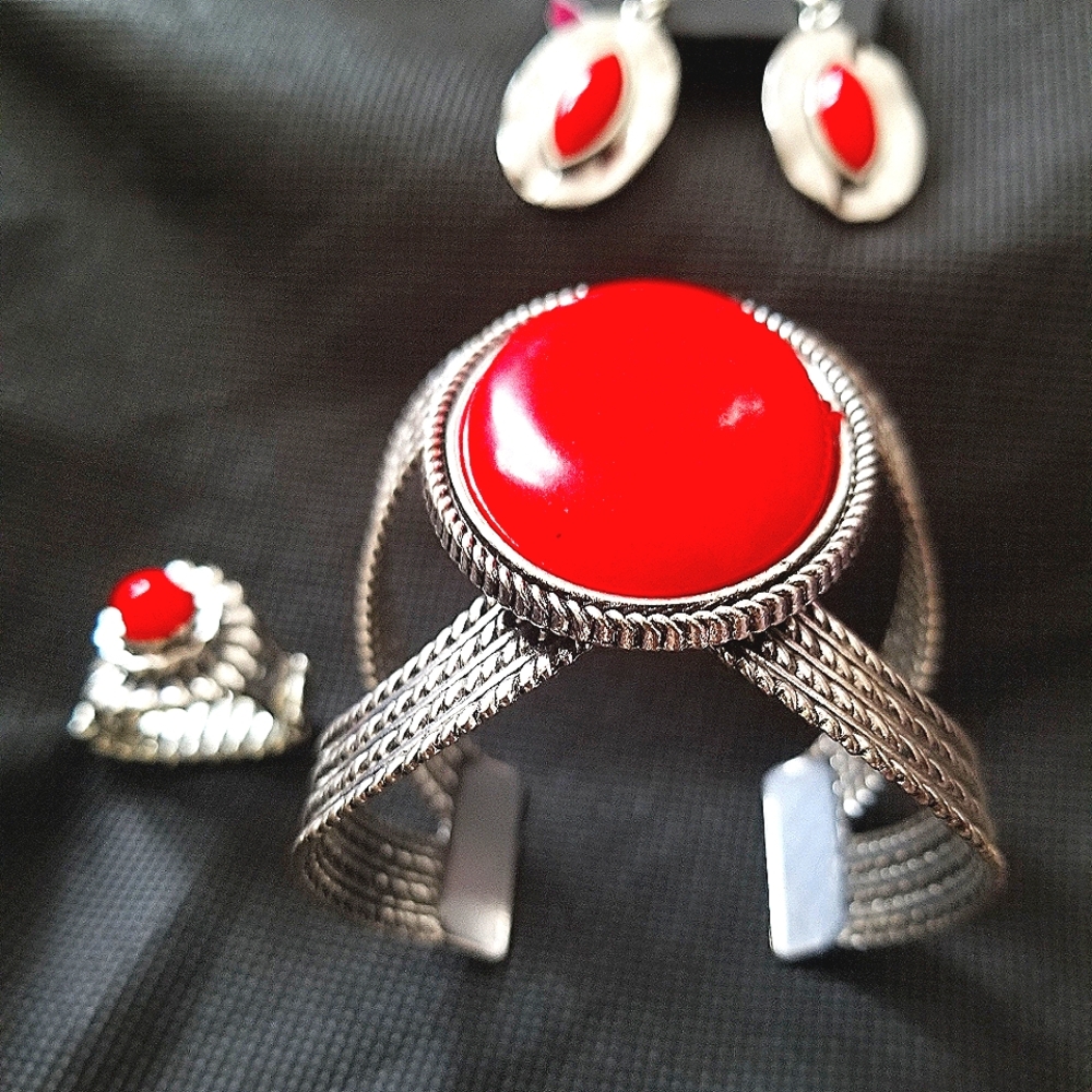 PAPARAZZI JEWELRY SET